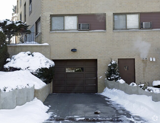 Photo - Elide House