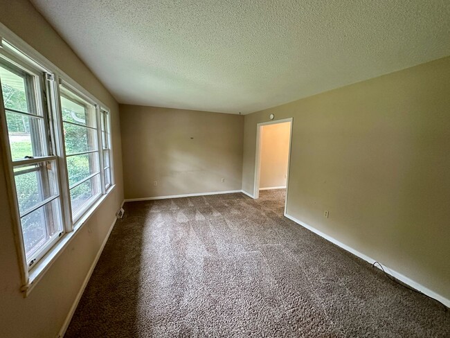 Photo - 3 Bedroom Home Close To Clemson Campus