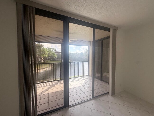 Photo - 3050 NW 42nd Ave Unit C302