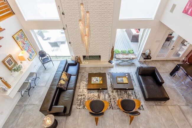 Photo - 2005 Potomac Dr