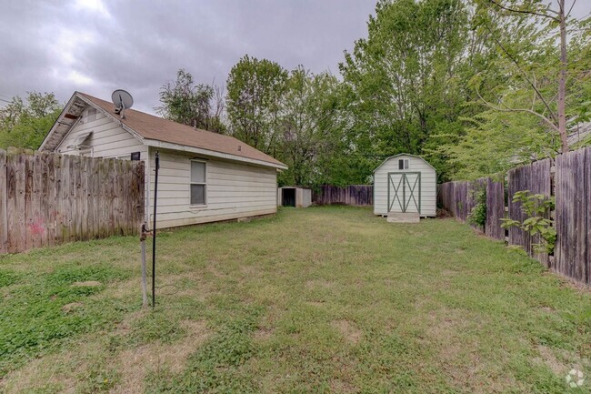 Building Photo - S 55th West Ave Duplex Unit 512 South 55th West Avenue Rental