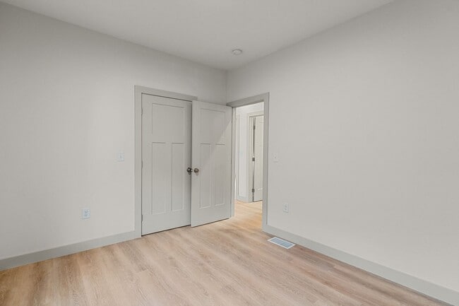 Photo - 827-829 River Avenue Unit 829 River Ave