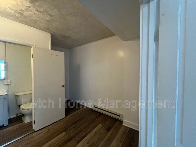 Photo - 641 S Queen St