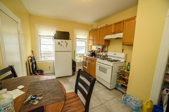 712 E 27th St Unit 2