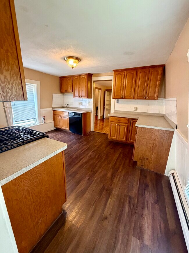 32 Pond St Unit 2