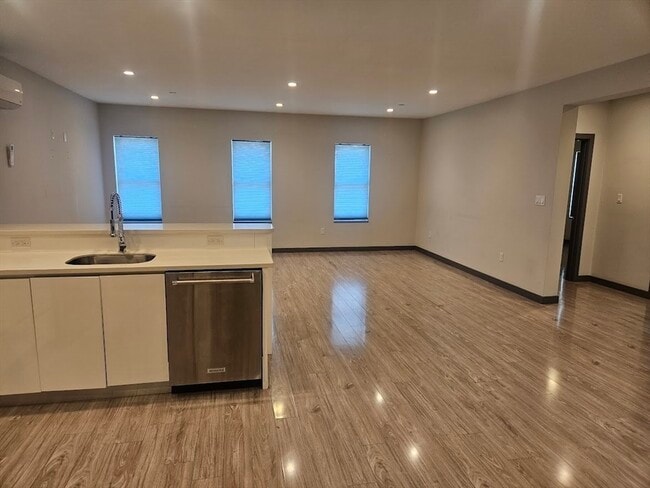 Photo - 145 Newbury Ave Unit #13