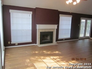Photo - 2801 Hillview Ln
