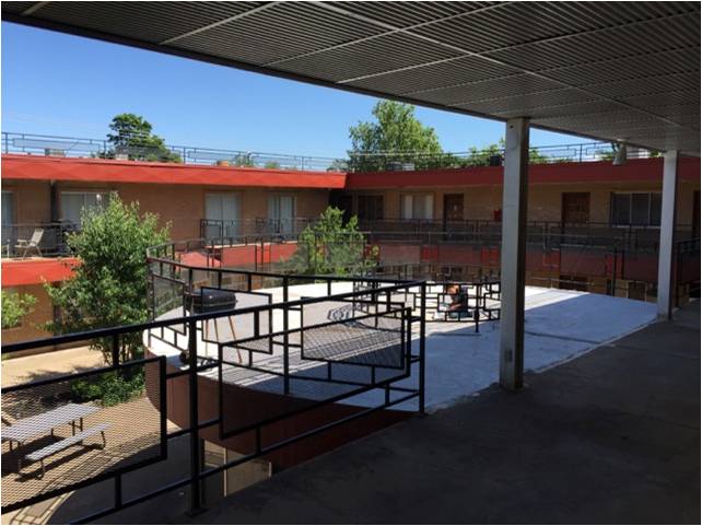 Photo - La Fonda Apartments