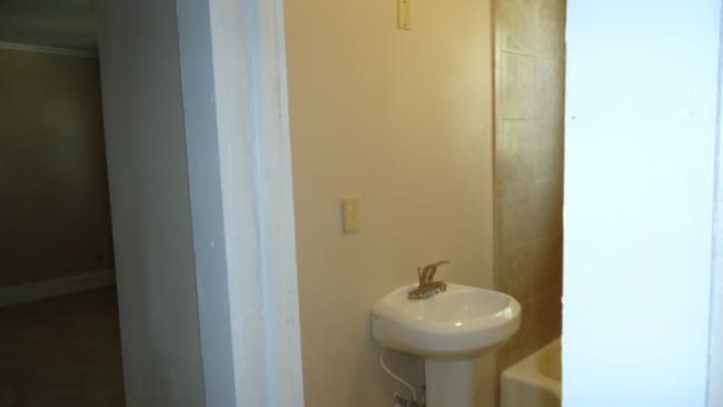 Photo - 901 S Jackson St Unit 4