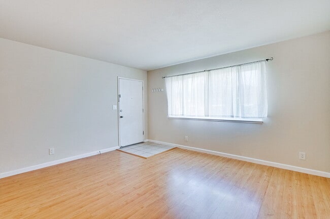 Photo - Conveniently located 2BR/1.5BA townhome style duplex unit in Sunnyvale