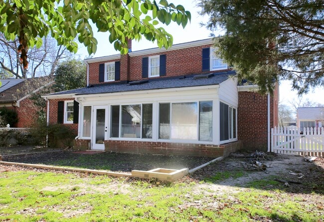 Fenced back yard. - 2308 Buckingham Ave