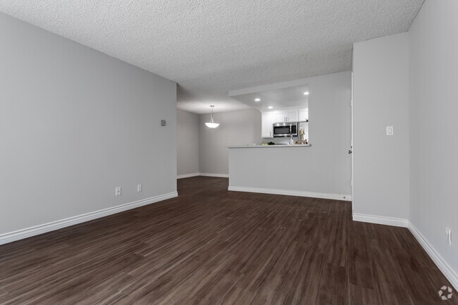 9404 Apartment Homes