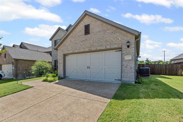 Photo - 1206 Fox Chase Dr