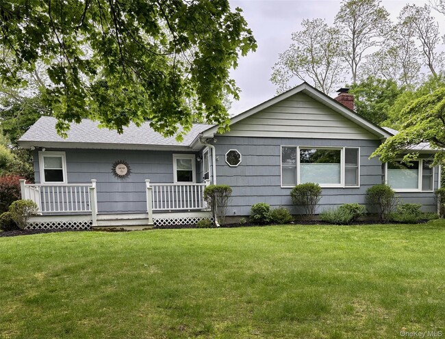Photo - 440 Longview Ln