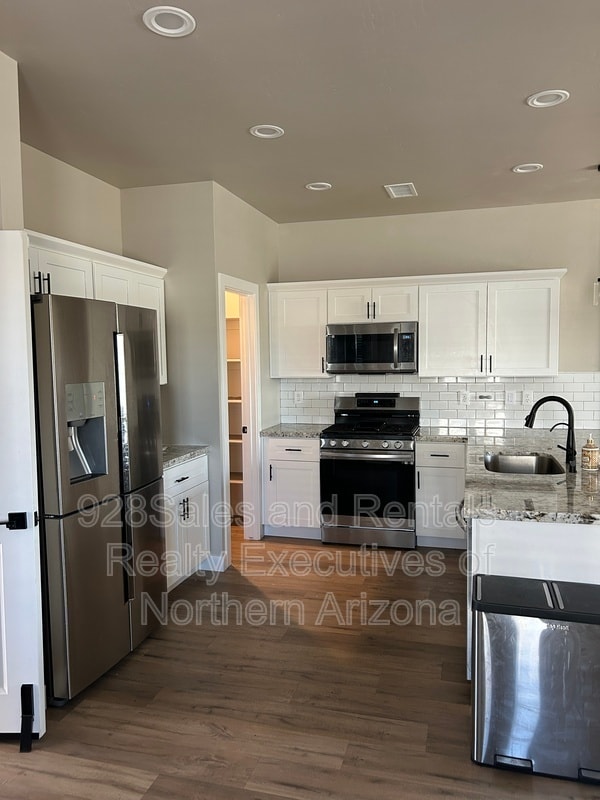 Photo - 12217 Bliss Ave