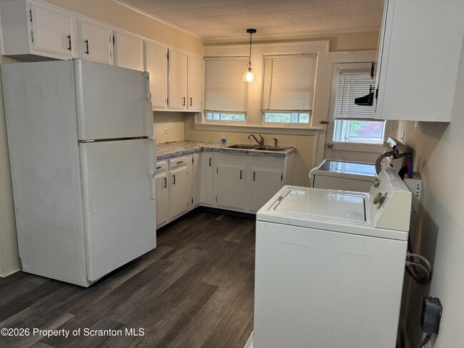 Photo - 308 Layton Rd