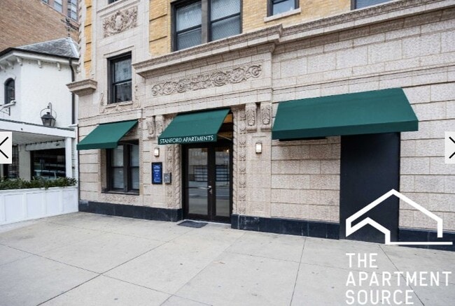 Photo - 1164 N Dearborn St Unit 2