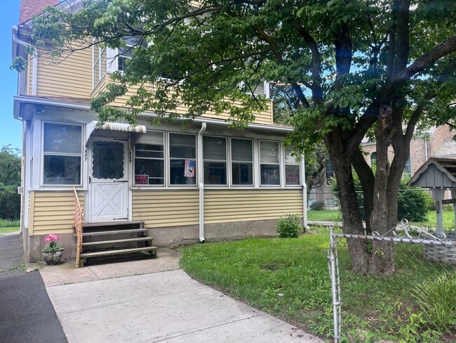 Photo - 887 Kings Hwy E Apartment Unit 2