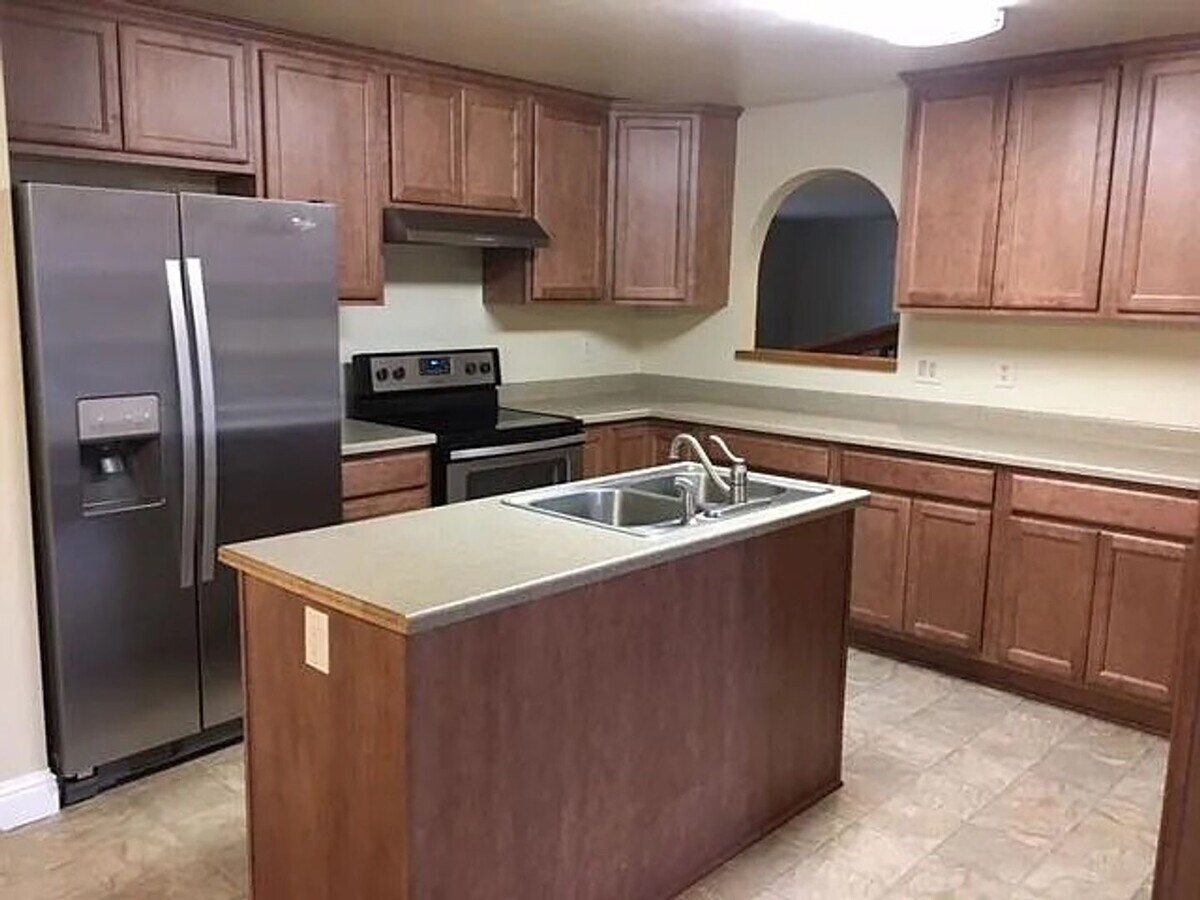Photo - Spacious 5 Bedroom Home in NW Reno