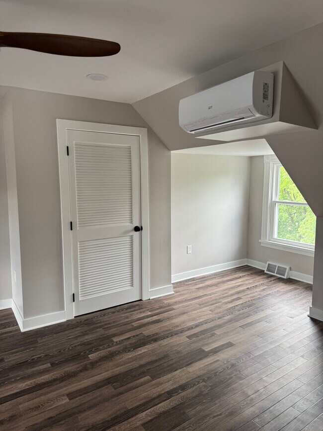 Photo - 33-35 Florence Ave