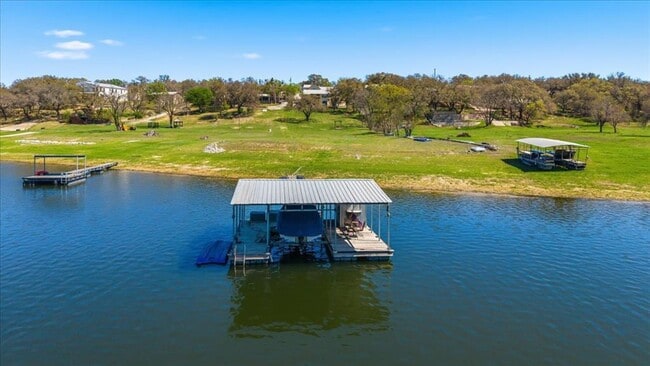Photo - 25207 Lakeview Dr