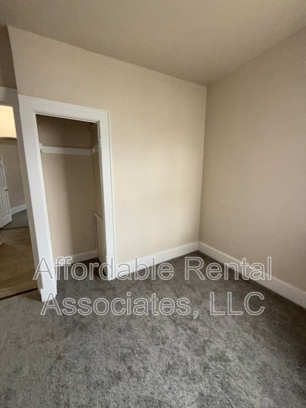 Photo - 2627 S 6th St Unit Upper