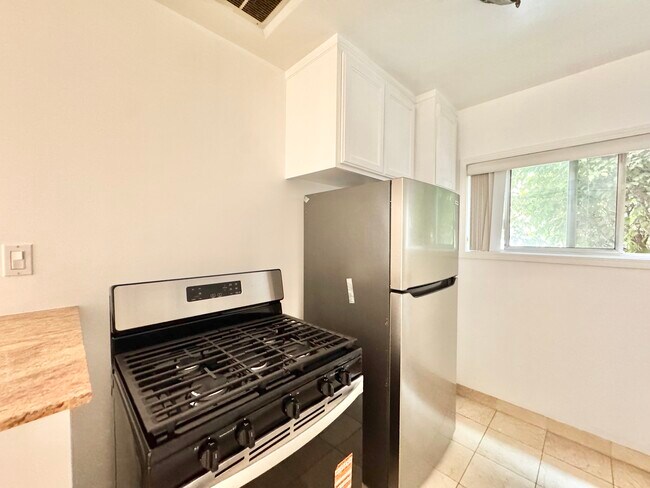 Photo - 1320 Ridgeley Dr Apartment Unit 2