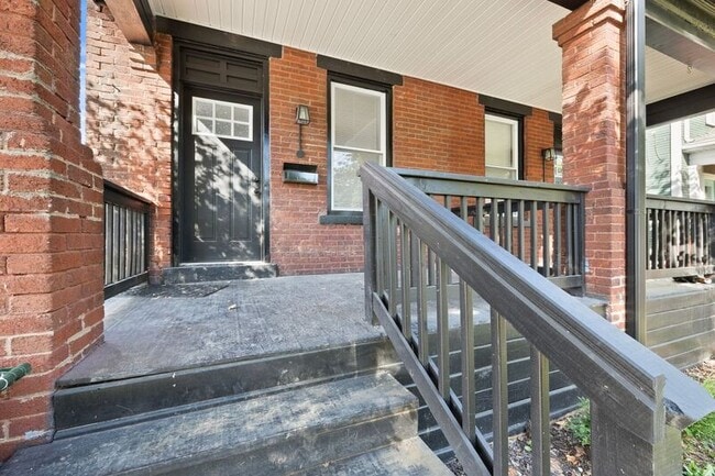 Photo - 371 Berkeley Rd