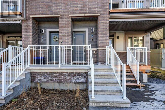 Photo - 30 Pyrite Private