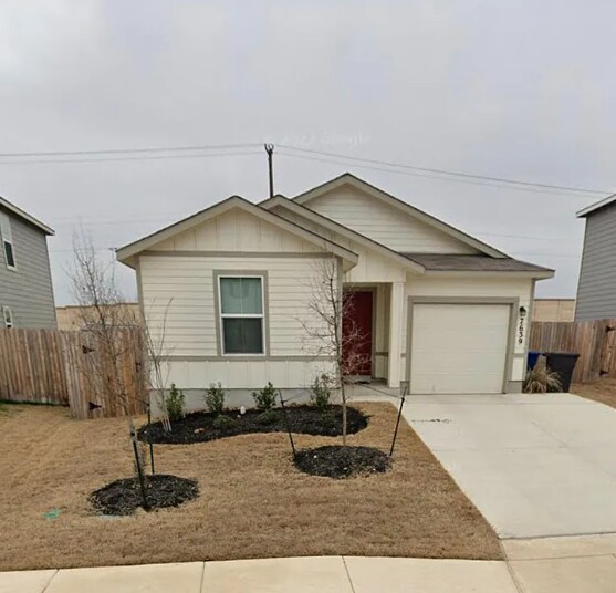 Photo - 7639 Hercules Point