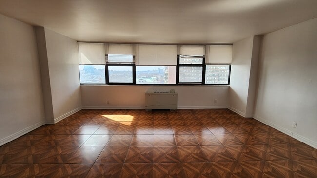 Building Photo - 270 Marin Blvd Unit 14Q