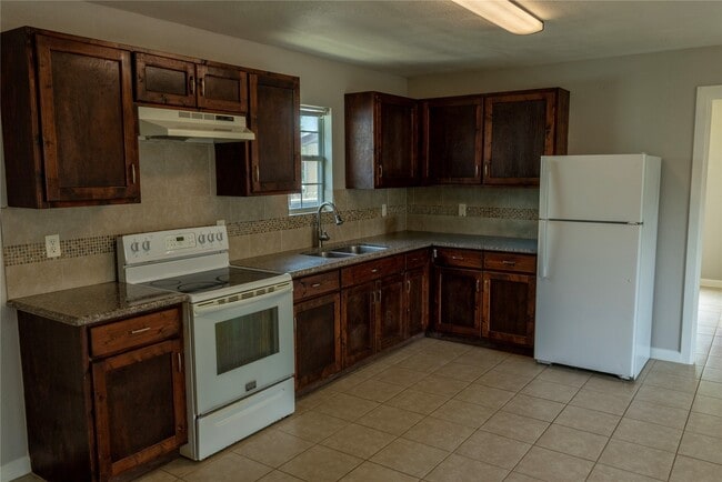 537 Cottontail Dr