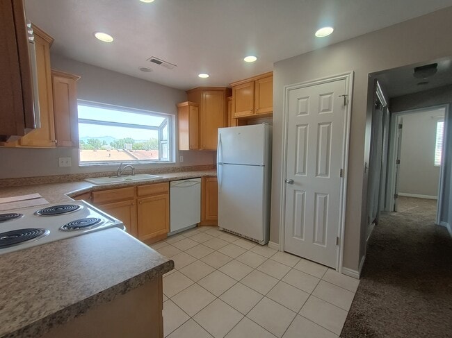 Photo - 2785 W 5525 S Unit D16