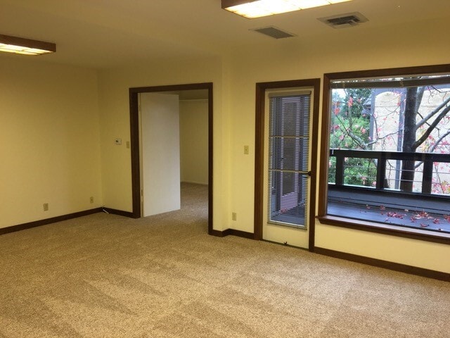 Building Photo - 970 Dewing Ave Unit A Rental