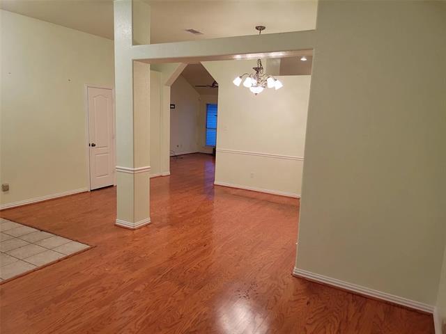 Photo - 1424 Chapman Dr