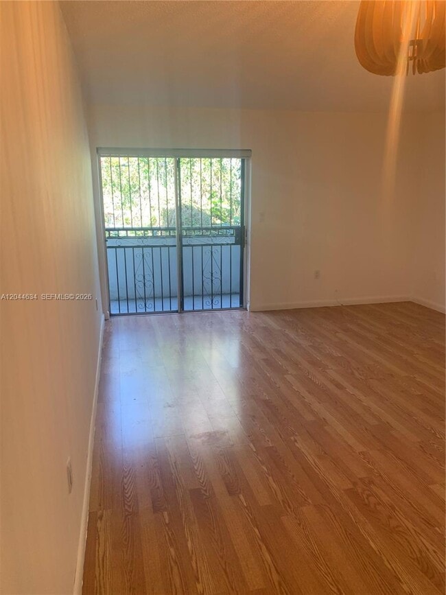 Photo - 2460 SW 18th Ave Unit 1205