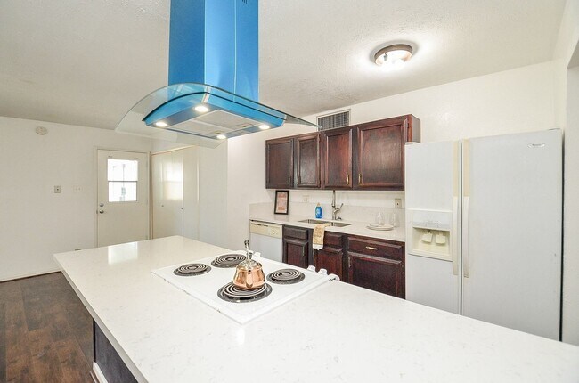 Building Photo - 17518 Autumn Trails Ln