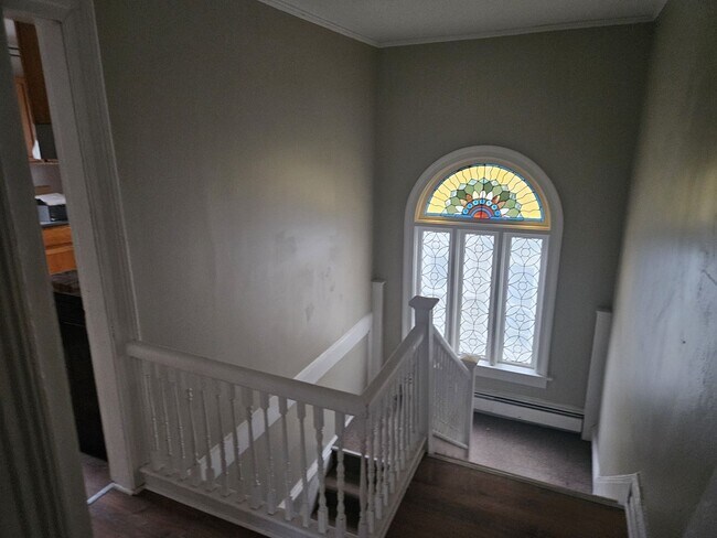 Photo - 3 Bedroom with off-street Parking on Park Ave Unit Argyle 2nd