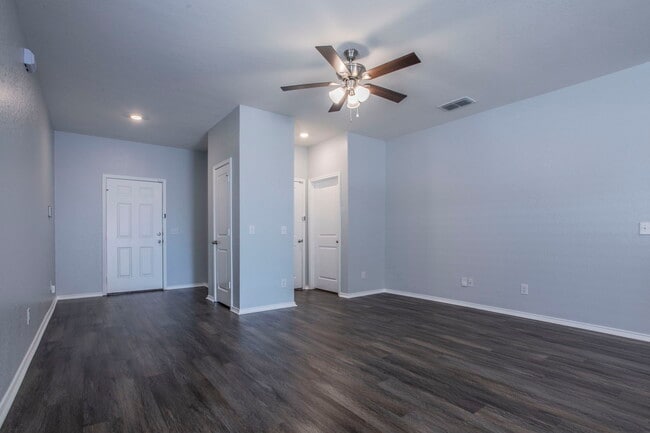 Photo - 12614 Galatea