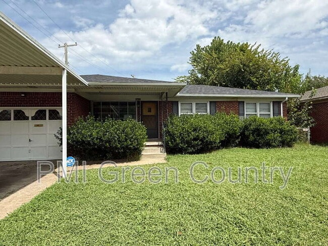 Building Photo - 10611 E 4th Pl Rental