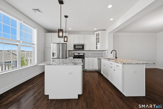 Photo - 15 Moorland Dr Unit 15