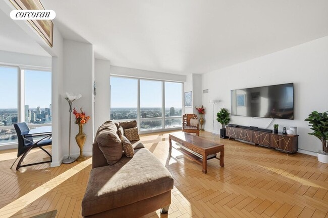 Photo - 845 United Nations Plaza