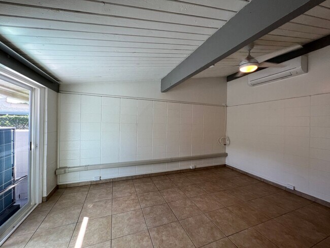 Photo - For Rent -  68-190 Au St. #D