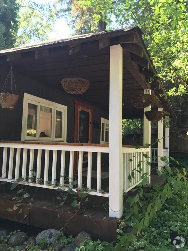 Building Photo - Boulder Creek Cutie Rental