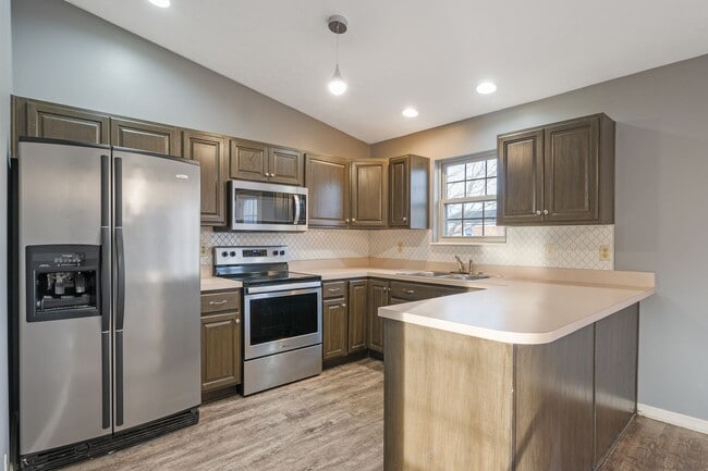 Photo - 3 Bedroom 1 1/2 Bath Home for Rent in Charlestown Indiana