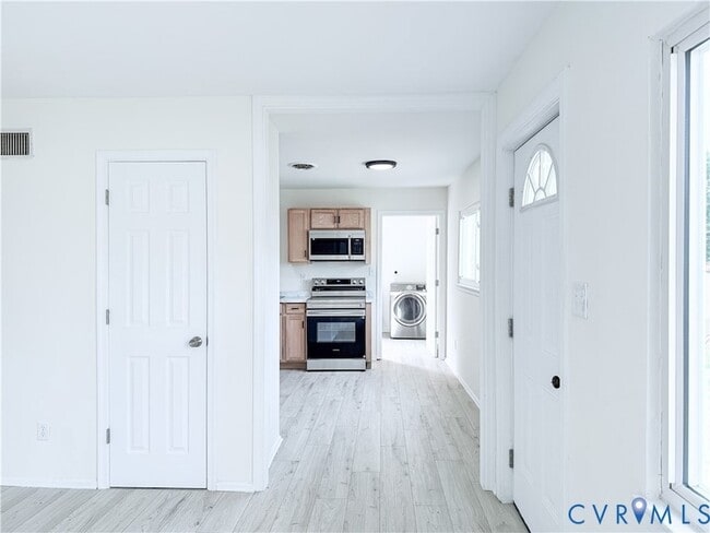 Photo - 2706 Selden St