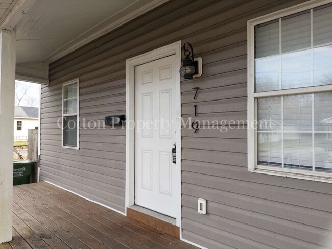 2BR/2BA Home in Downtown Wilmington - $1,500/month- Pet Friendly*
