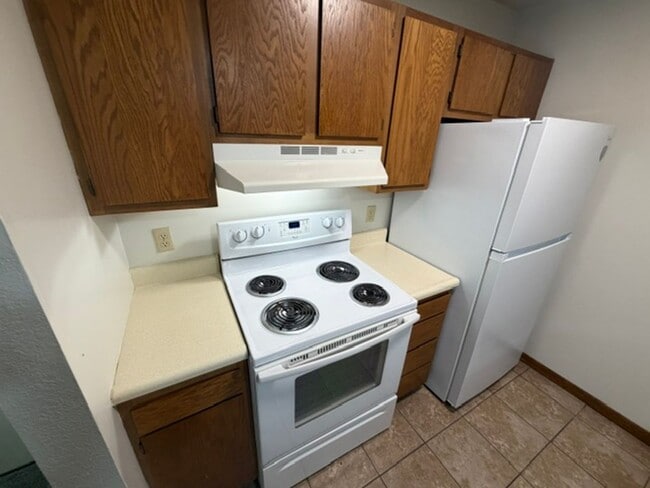Photo - 1 bedroom 1 bath, Top floor apartment Unit 34