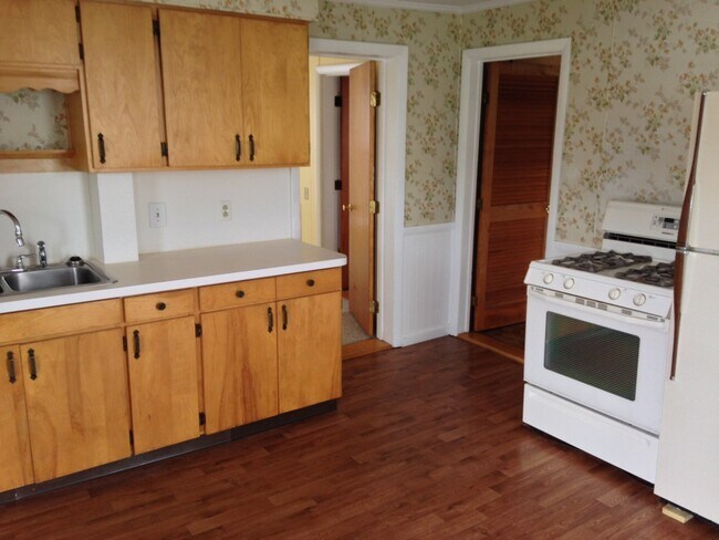 Kitchen - 92 Prospect St Unit 2nd Floor