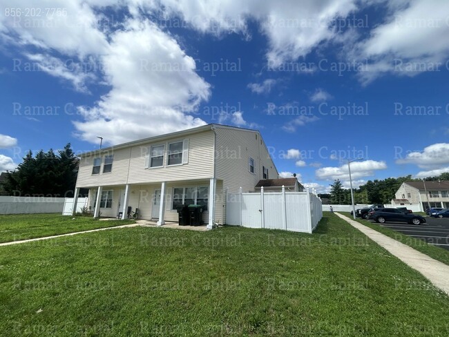 Building Photo - Available Immediately 3 Bedroom 1 Bath in Lehigh Manor Sicklerville NJ
